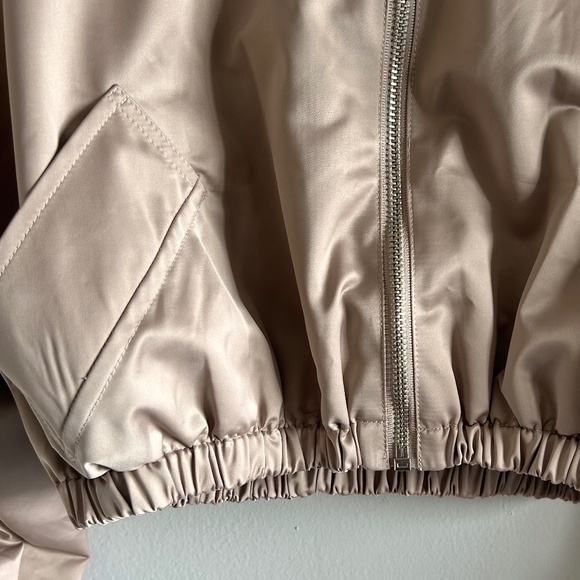 NYLORA Ward Hooded Zip-Up Jacket in beige color Size S - Picture 8 of 16